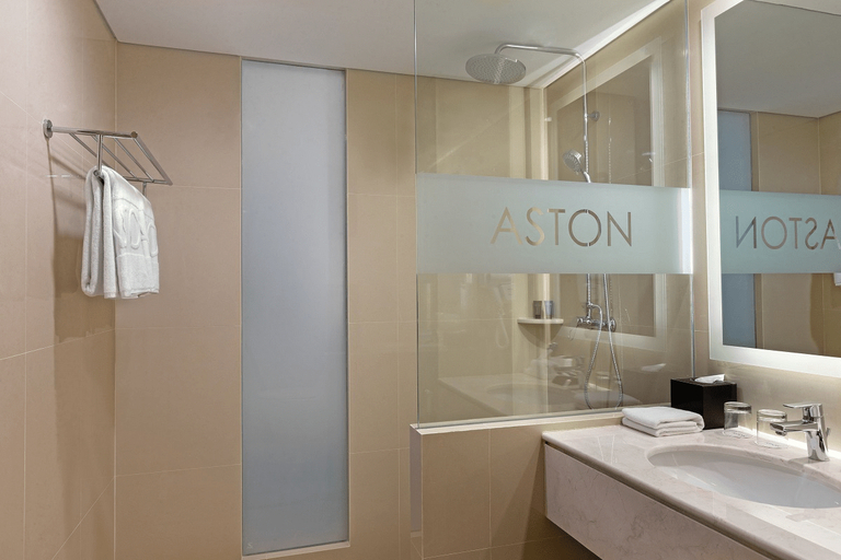 Aston Gresik Hotel & Conference Center - Tap to explore photos