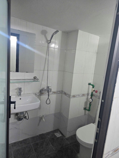 Others 3, HB Apartment Me Tri, Từ Liêm