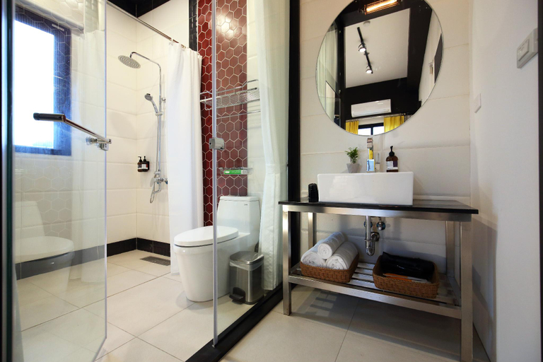 Bathroom 3, The Compass INN, Hualien