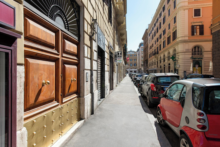 Exterior & Views 2, Veneto Prestige Apartment, Roma