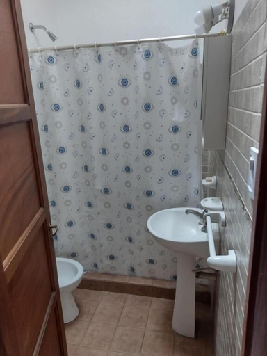 Bathroom 3, Hostal Avalon, Punilla