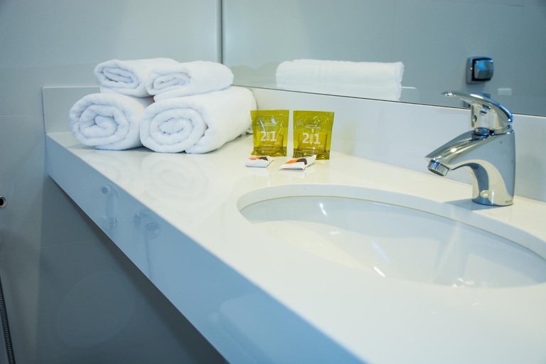 Bathroom 3, Boa Vista Hotel, Oliveira