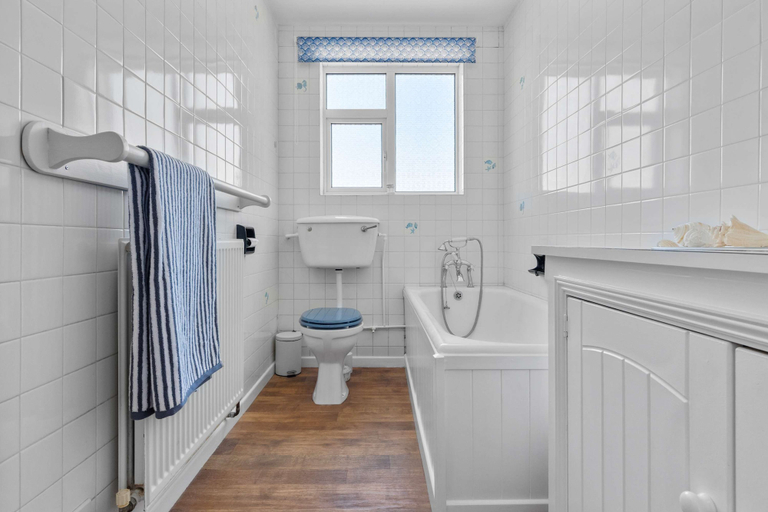 Room 2, The Beach House in Pevensey Bay, East Sussex