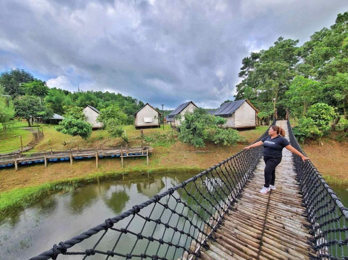 Others 5, Sofia's Lake Resort, Cavinti