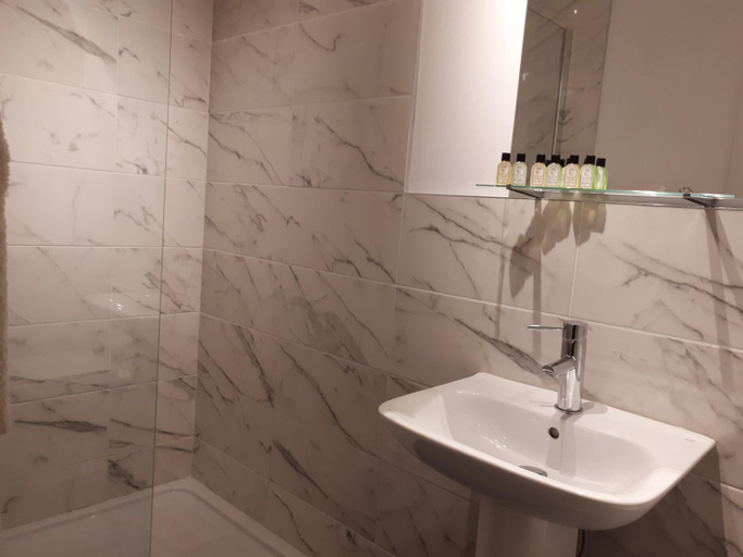 Bathroom 3, Horans Bar and Restaurant