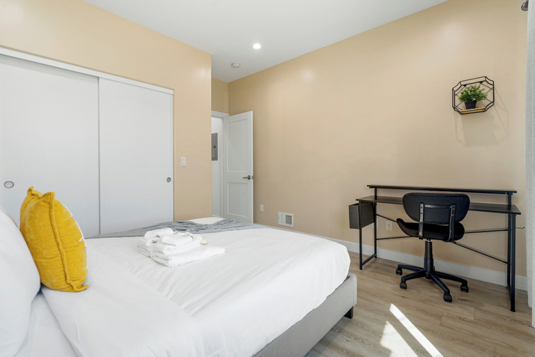 Others 1, Modern 2Bed 2Bath & parking in Excelsior, San Francisco