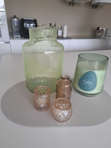 Room 2, La Petite For t Contemporary Apartment in Halle, Vlaams Brabant