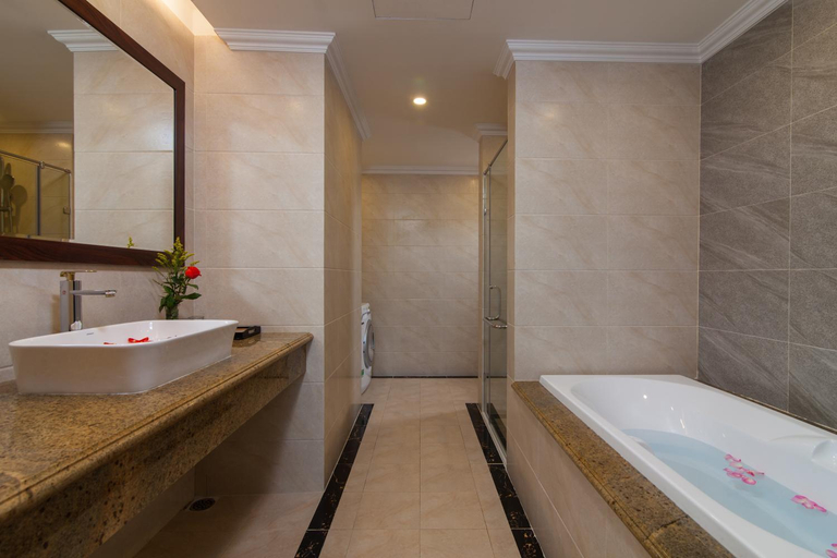 Bathroom 3, Calista Trendy Hotel & Spa, Hoàn Kiếm