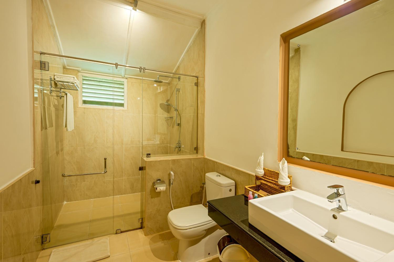 Bathroom 4, Sigiriya Village, Dambulla
