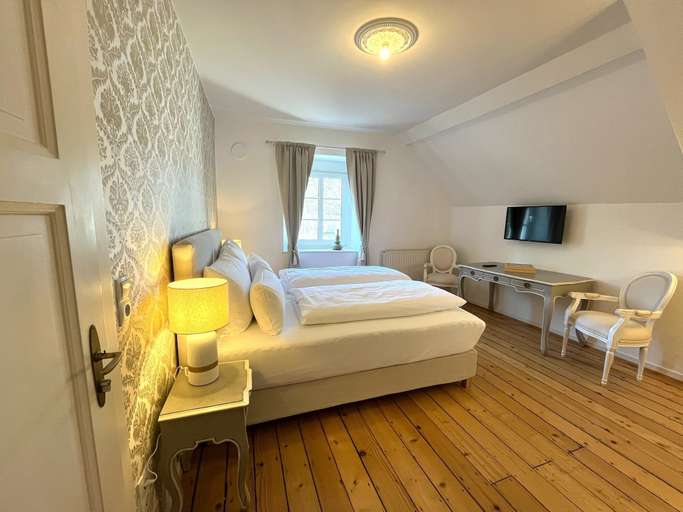 Bedroom 3, Karolingerhof, Bernkastel-Wittlich