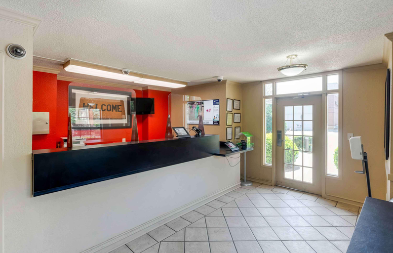 Public Area 2, Extended Stay America Select Suites Atlanta Perimeter Hammon, Fulton