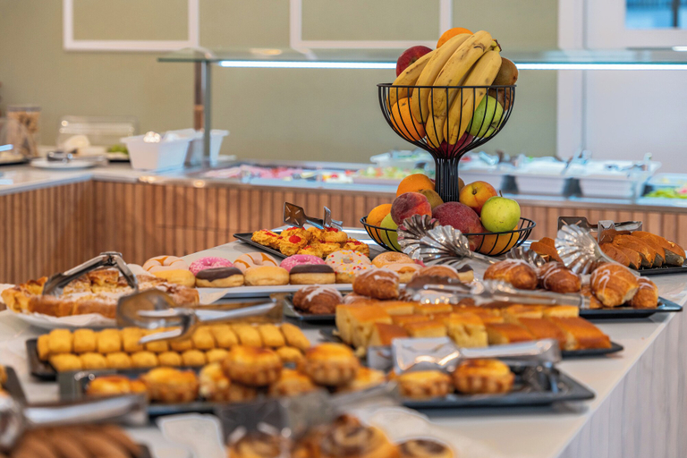 Food & Drinks 5, Philia Center Suites, South Aegean