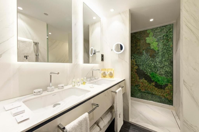 Bathroom 4, Casa Almagro by The Pavilions Hotels & Resorts, Madrid
