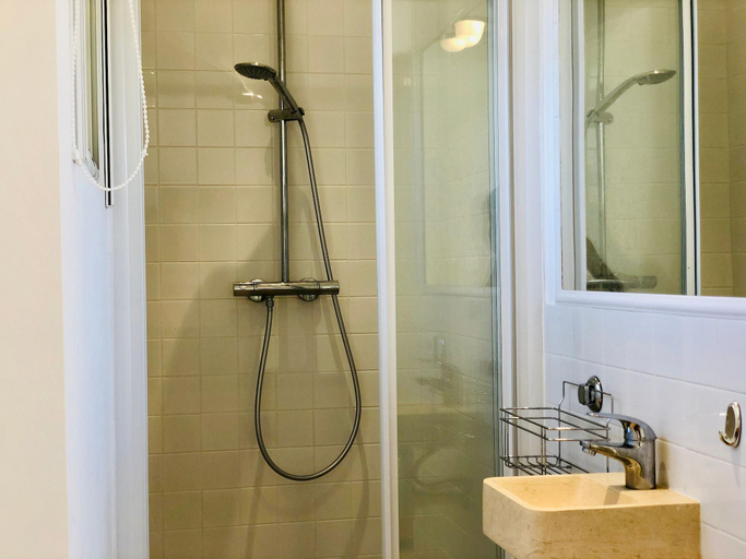 Bathroom 4, Villa in La Croix-Valmer with Sea Views, Var