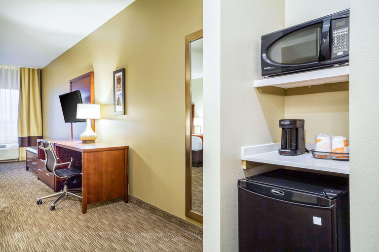 Bedroom 3, Comfort Inn & Suites North Platte, Lincoln