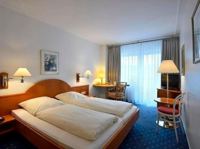 Bedroom 2, Der Kronprinz, Göttingen