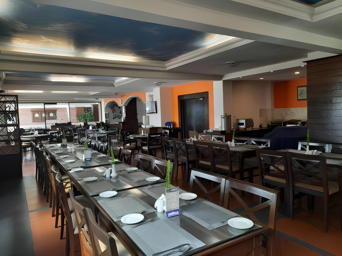 Food & Drinks 5, Waterfront Resort by KGH Group, Gandaki