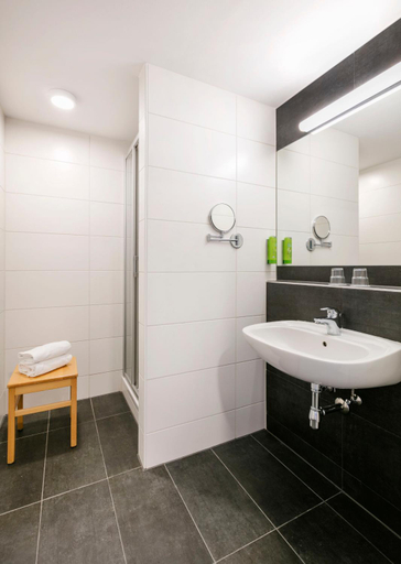 Bathroom 4, JUFA Hotel Eisenerzer Ramsau, Leoben