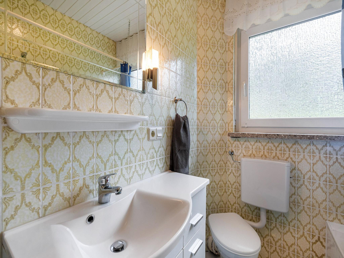 Bathroom 3, Apartment with private terrace in Velmede, Hochsauerlandkreis
