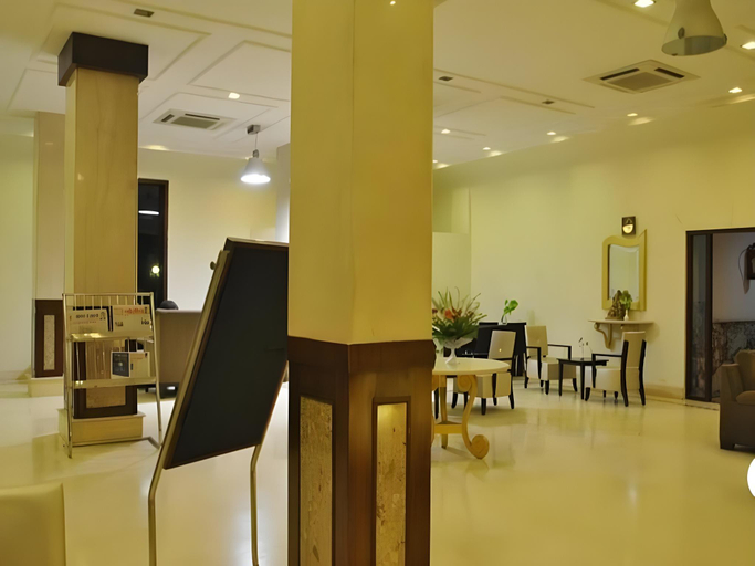 Public Area 2, Hotel Siddharth, Varanasi