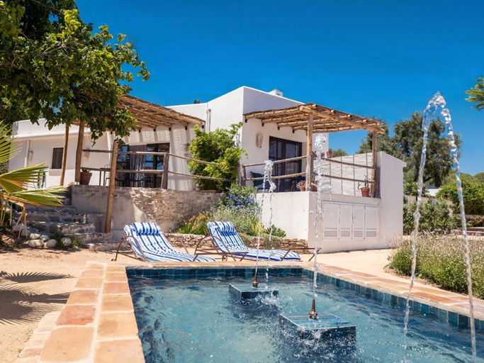 Sport & Beauty, Villa in Vejer with Natural Park Views, Cádiz