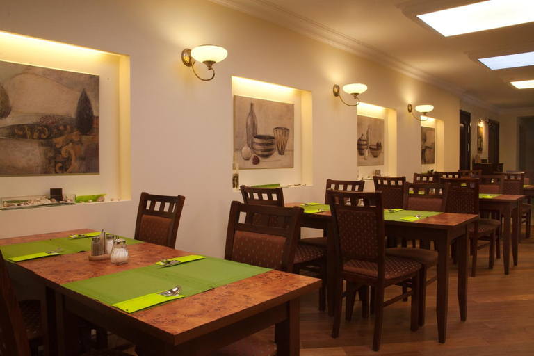 Food & Drinks 5, Kobza Haus Old Town, Gdańsk City