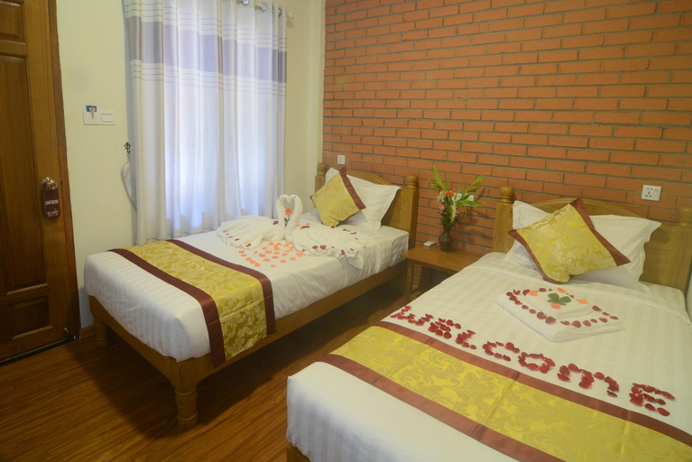 Bedroom 2, A Little Bit of BAGAN HOTEL, Myingyan