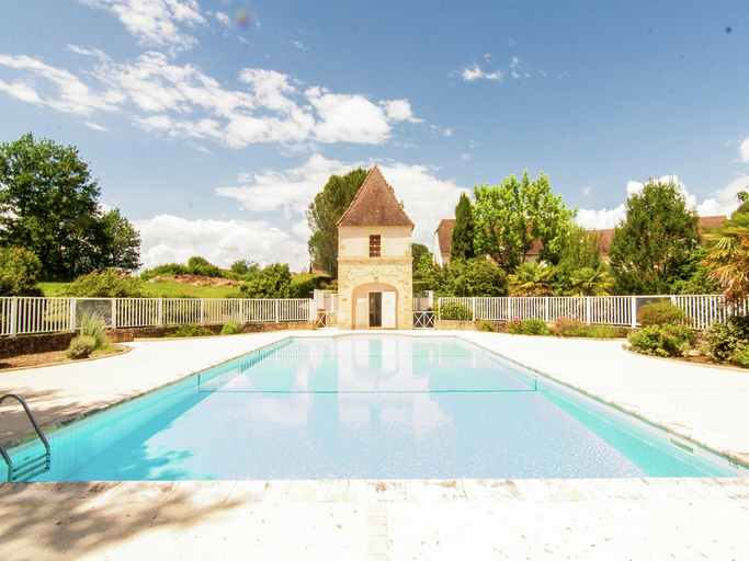 Sport & Beauty 2, Family Home in Carsac-Aillac, Dordogne
