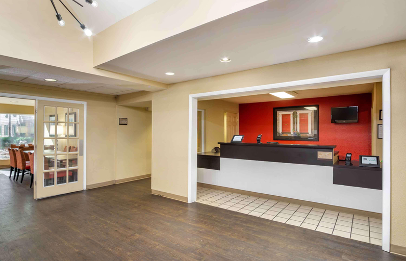 Public Area 2, Extended Stay America Suites - Charleston - Airport, Charleston