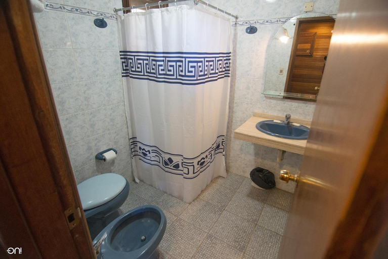 Bathroom 3, Hotel Termal Dayman, n.a26