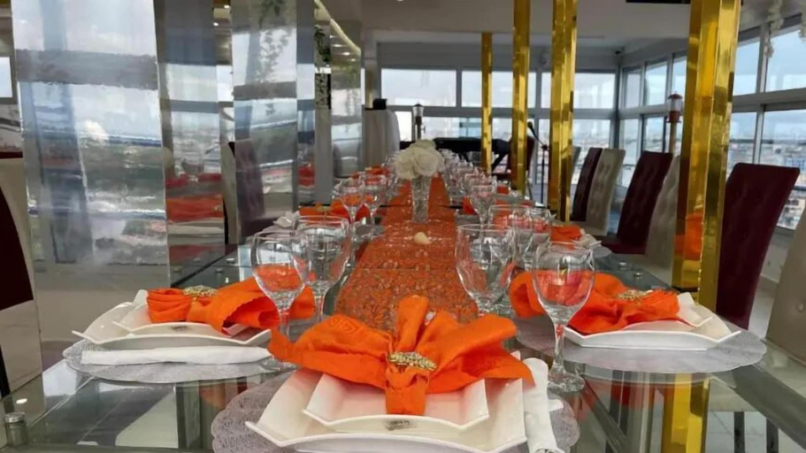 Food & Drinks 3, Saint James Marguerita Hotel Douala, Wouri