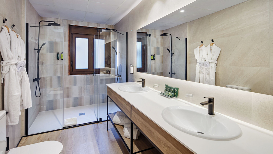 Bathroom 4, Hotel Sercotel Alfonso VI, Toledo