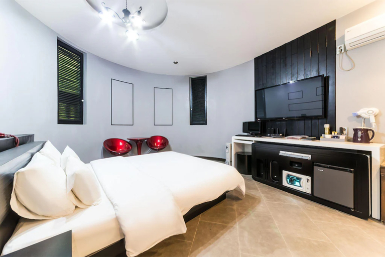 Bedroom 3, Paju Picasso Hotel, Paju