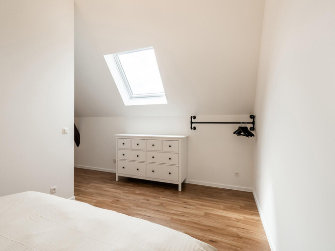 Bedroom 2, Spacious Family Holiday Home, Hainaut