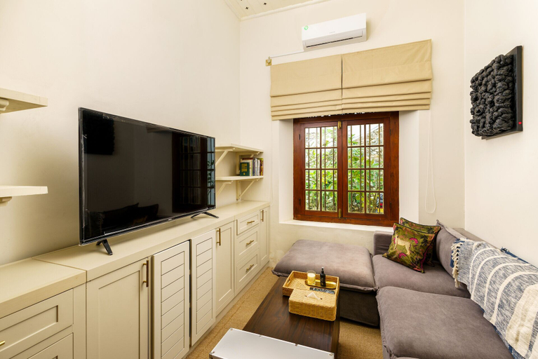 Others 4, Elliot House Galle, Galle Four Gravets