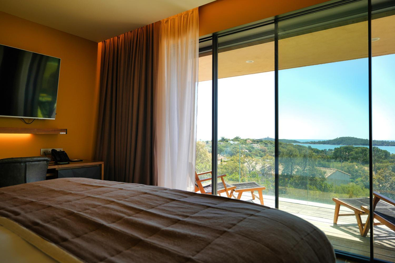 Bedroom 3, Les Regalia Hotel & SPA, Corse-du-Sud