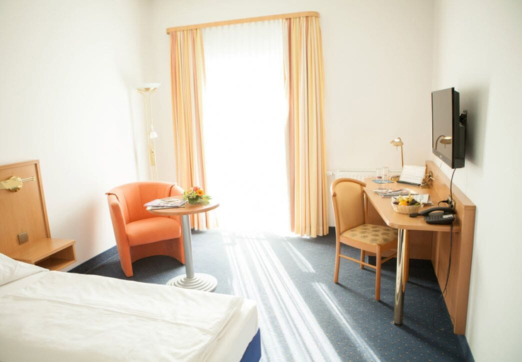 Bedroom 2, Seltenbacher Hof, Tuttlingen