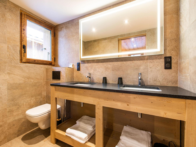 Bathroom 4, Vanoise Chalet in Prime Location, Savoie