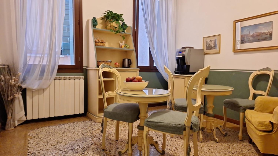 Others 5, Ca' San Trovaso - 6 Rooms, Venezia