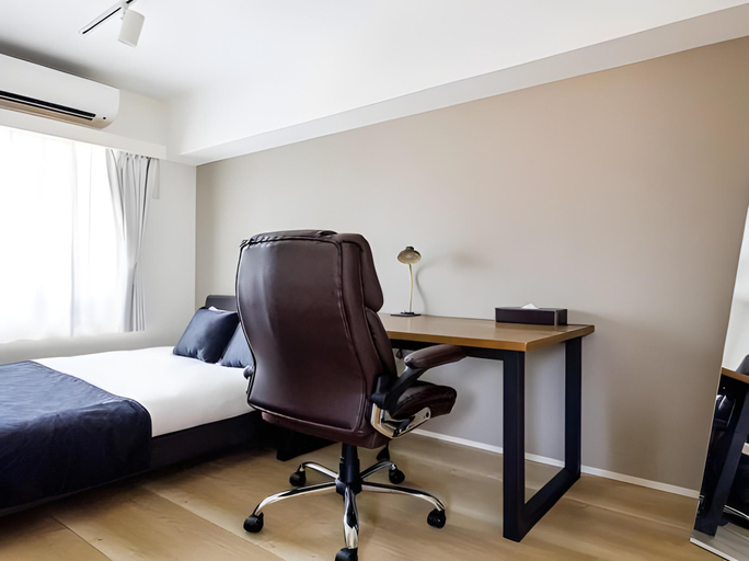 Bedroom 3, Creazione Akasaka, Minato