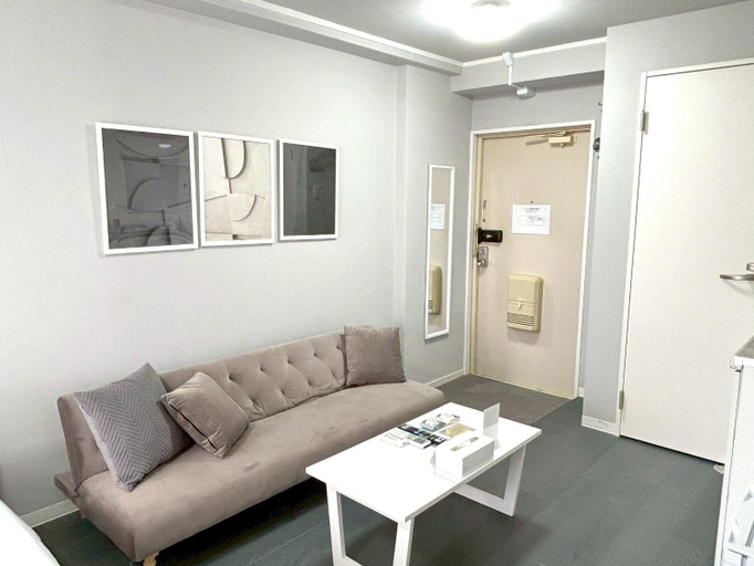 Others 3, Neighbor's Hotel 西十日市, Hiroshima
