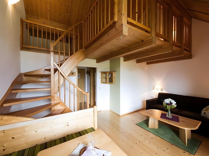 Bedroom 3, Naturhotel Landhof Irschen, Spittal an der Drau