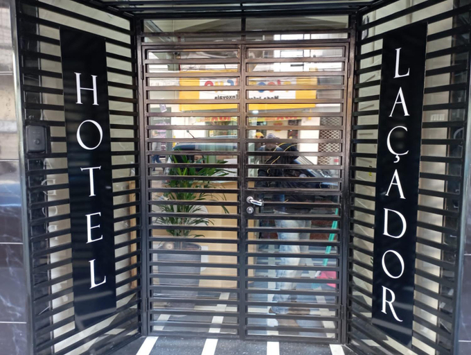 Others 5, Hotel Lacador, Santa Maria