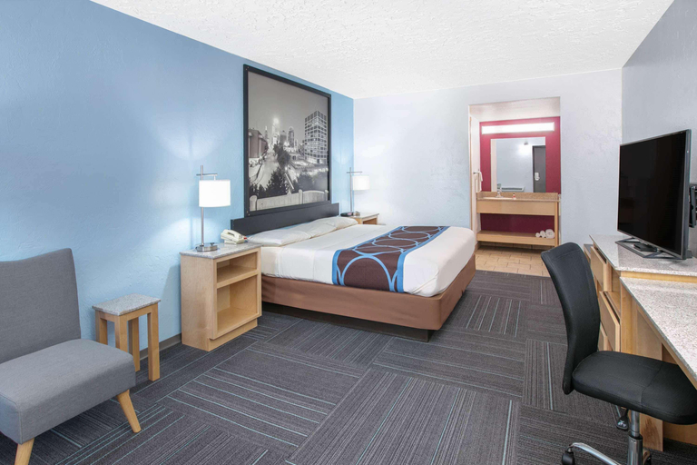 Bedroom 5, Super 8 By Wyndham City Of Moore, Cleveland