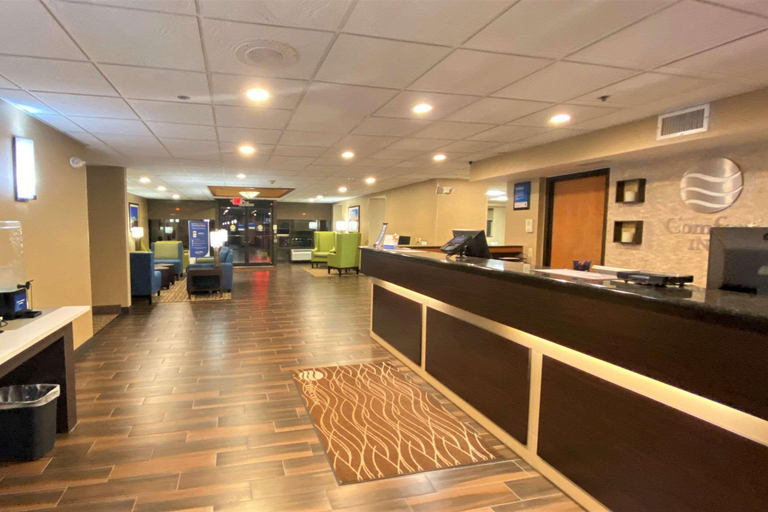 Public Area 2, Comfort Inn Herndon-Reston, Fairfax