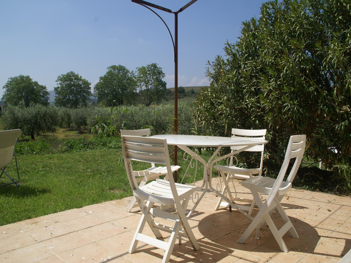 Others 4, Nice home in Murviel-Les-Beziers with , Hérault