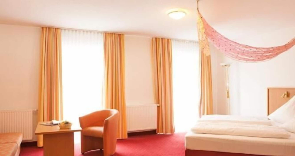Bedroom 4, Seltenbacher Hof, Tuttlingen