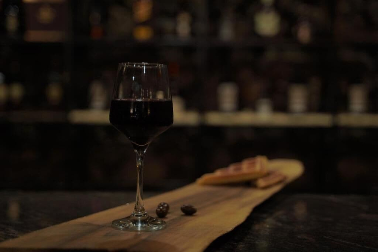 Food & Drinks 2, Mina Hotel