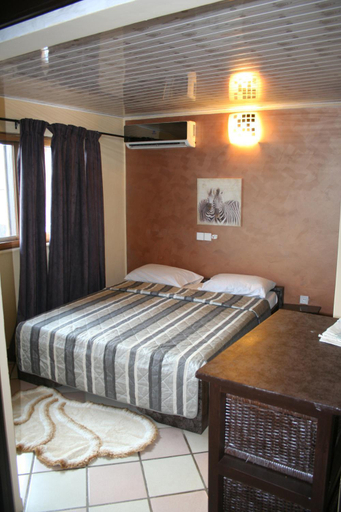 Bedroom 3, Hotel Napoleon Lagune, Golfe (incl Lomé)