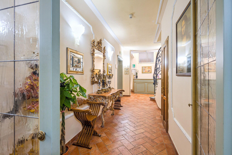 Public Area 2, Annabella Hotel Roof Terrace, Florence